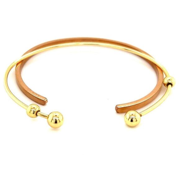 2 Cuffs  - Picture 1 of 3